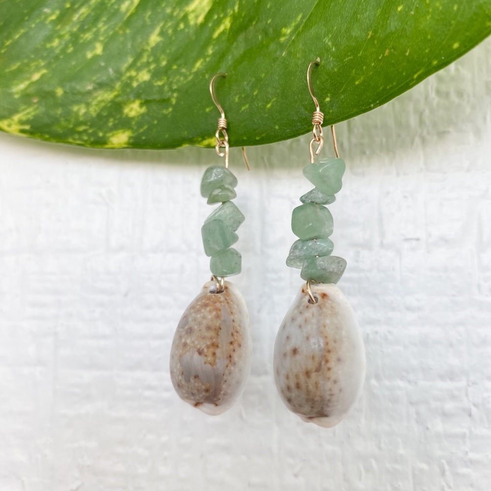 💠14KGoldFilled Real Seashell/Jade Color Earrings